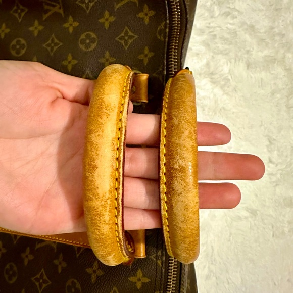 Louis Vuitton Keepall Bandouliere 55 - Picture 6 of 8